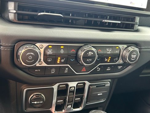 New 2025 Jeep Wrangler Unlimited Rubicon image 51