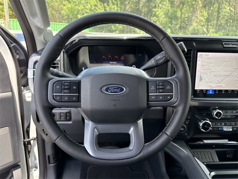 New 2025 Ford F450 Lariat image 33