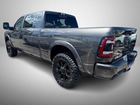 Used 2024 RAM 2500 Limited image 4