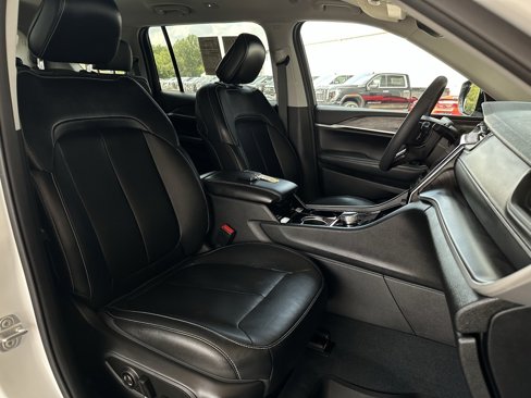 Used 2023 Jeep Grand Cherokee L Limited image 17