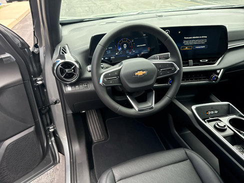 New 2026 Chevrolet Equinox LT w/ Convenience Package II image 5