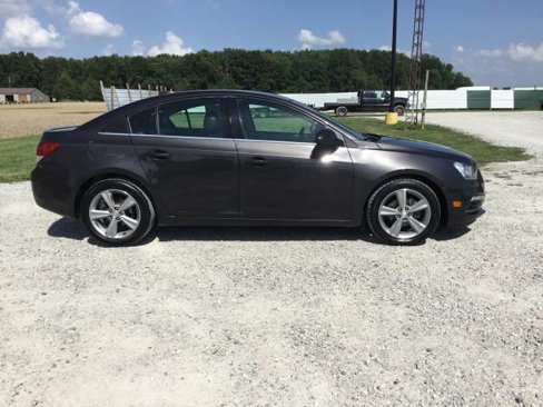 Used 2015 Chevrolet Cruze LT image 2