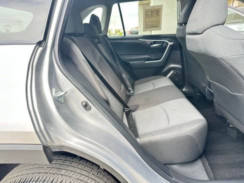 Used 2025 Toyota RAV4 XLE image 39
