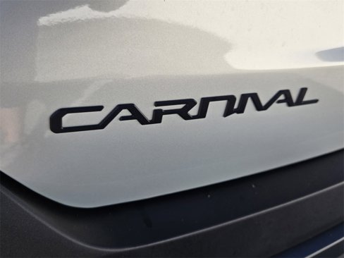 New 2026 Kia Carnival SX image 5