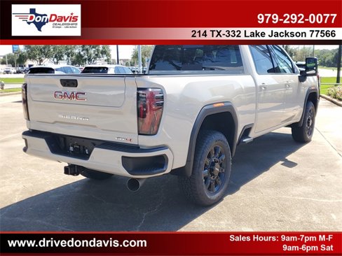 New 2026 GMC Sierra 2500 AT4 image 3