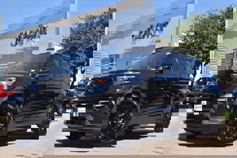 Used 2023 Ford Explorer ST-Line w/ Class IV Trailer Tow Package image 1