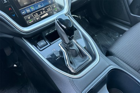 Used 2024 Subaru Outback Premium image 26