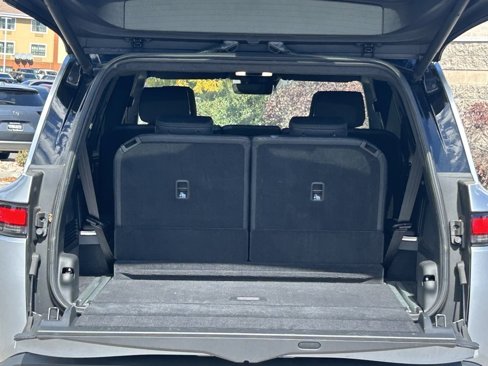 Used 2024 Rivian R1S Adventure image 30