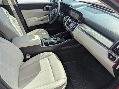 Used 2022 Kia Sorento EX image 19