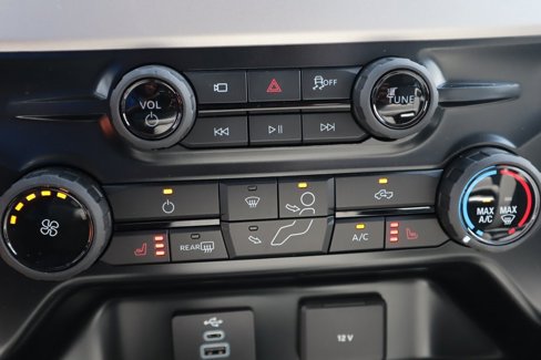 New 2025 Ford F250 XLT w/ Black Appearance Package image 8