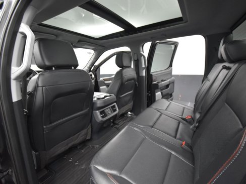 Used 2023 Ford F250 Lariat w/ Lariat Ultimate Package image 40