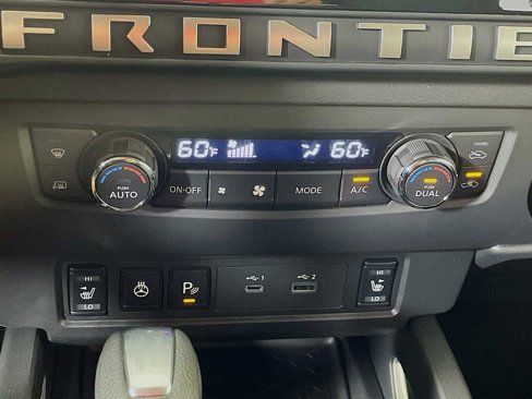 Used 2025 Nissan Frontier SV w/ SV Convenience Package image 13