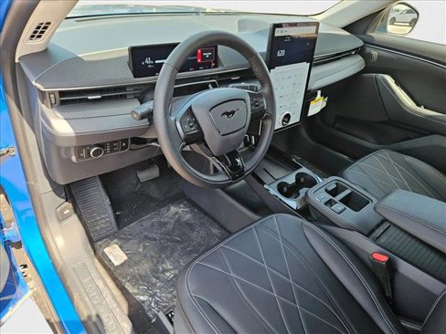 New 2025 Ford Mustang Mach-E Select image 3