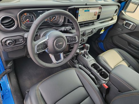 New 2025 Jeep Wrangler Sahara image 13