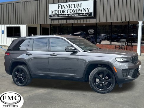 Used 2022 Jeep Grand Cherokee Altitude image 1