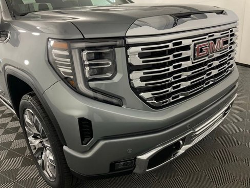 New 2026 GMC Sierra 1500 Denali w/ Denali Reserve Package image 10