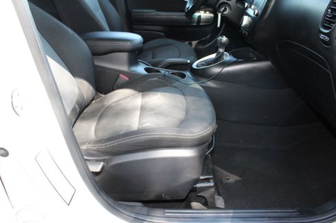 Used 2019 Kia Soul + image 21