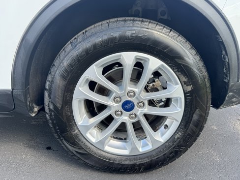 Certified 2022 Ford Escape SE image 36