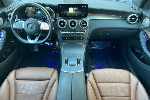 Used 2023 Mercedes-Benz GLC 300 4MATIC Coupe image 17