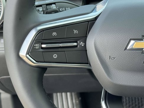 New 2026 Chevrolet Equinox LT w/ Safety and Technology Package image 8