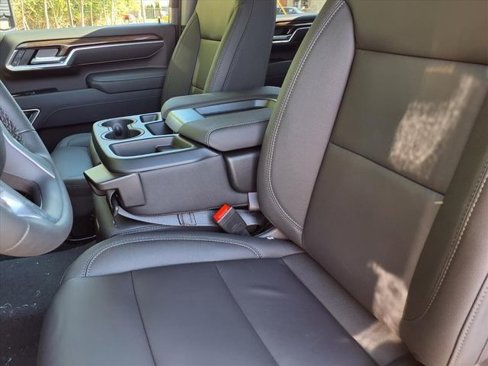New 2026 Chevrolet Silverado 2500 LT w/ Leather Package image 3