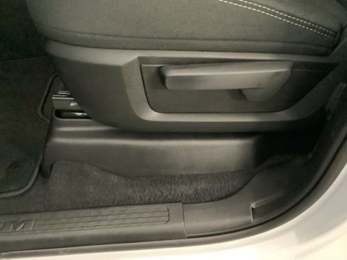 New 2025 RAM 2500 Tradesman image 30