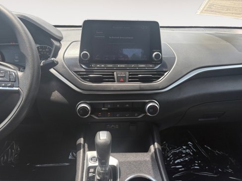 Used 2022 Nissan Altima 2.5 SV image 7