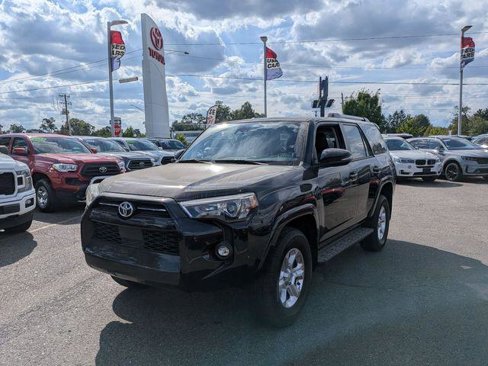 Certified 2024 Toyota 4Runner SR5 Premium image 1