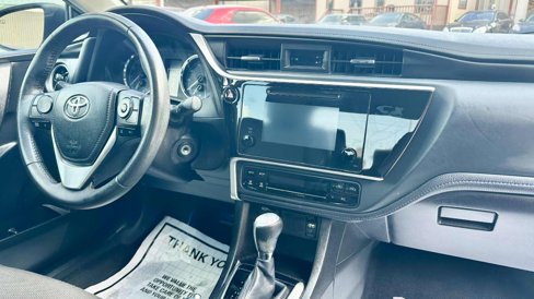 Used 2018 Toyota Corolla SE image 15