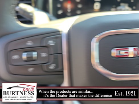 New 2026 GMC Sierra 1500 Elevation image 17