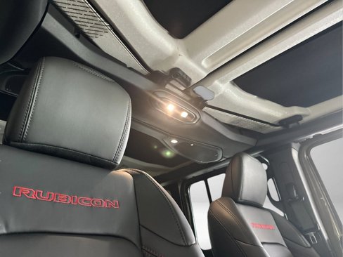 New 2025 Jeep Wrangler Unlimited Rubicon image 17