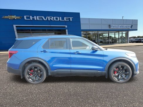 Used 2023 Ford Explorer ST w/ Technology Package image 7