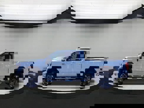 Used 2025 GMC Sierra 2500 SLE w/ SLE Value Package; image 5