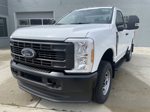 New 2026 Ford F250 4x4 Regular Cab Super Duty image 8