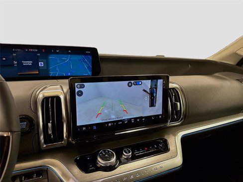 New 2025 Ford Expedition Max Platinum image 13