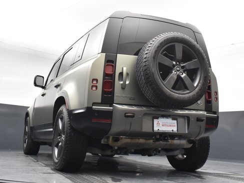 Used 2023 Land Rover Defender 110 X-Dynamic SE image 23