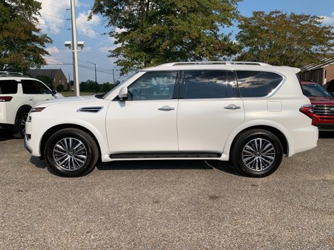 Used 2024 Nissan Armada SL w/ Captain's Chairs Package image 5