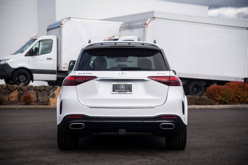 Used 2025 Mercedes-Benz GLE 350 4MATIC image 4