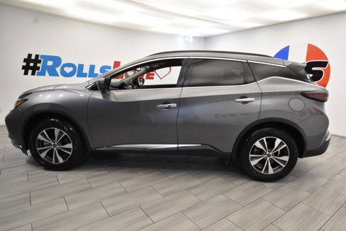 Used 2023 Nissan Murano SV image 2