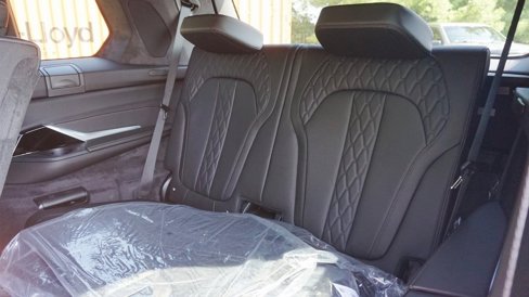 New 2026 BMW X7 M60i w/ Executive Package image 14