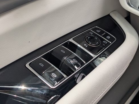 New 2026 Cadillac Vistiq Sport w/ LPO, Floor Liner Package image 16