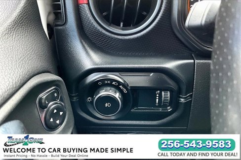 Used 2024 Jeep Wrangler Unlimited Rubicon 392 image 35