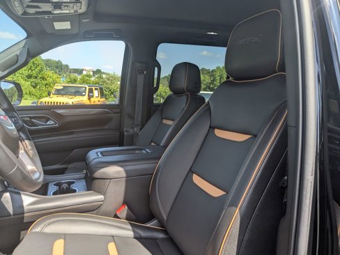 Used 2023 GMC Yukon XL AT4 image 15