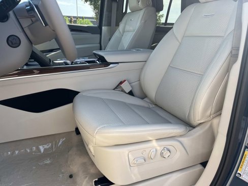 New 2025 Cadillac Escalade Sport Platinum image 24