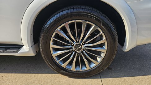 Used 2019 INFINITI QX80 Luxe image 14