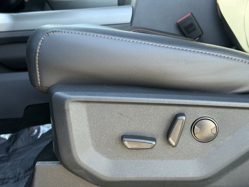 New 2026 Ford F250 Lariat image 22