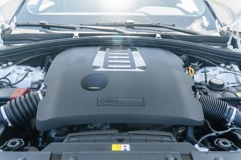 New 2026 Land Rover Range Rover Velar Dynamic SE image 29