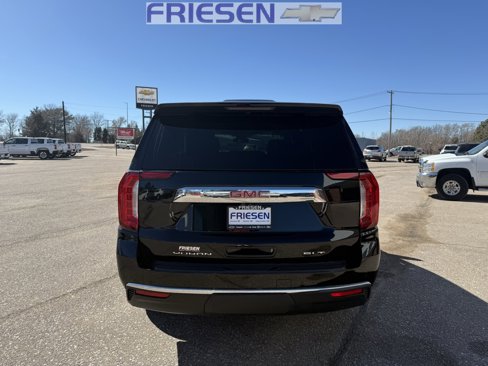 Used 2023 GMC Yukon SLT image 4