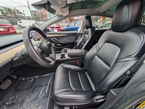 Used 2022 Tesla Model 3 Long Range image 15