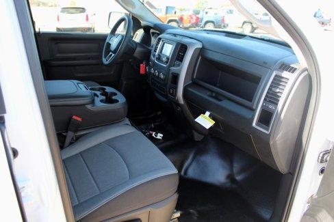 New 2023 RAM 1500 4x4 Crew Cab Classic w/ Chrome Appearance Group image 12